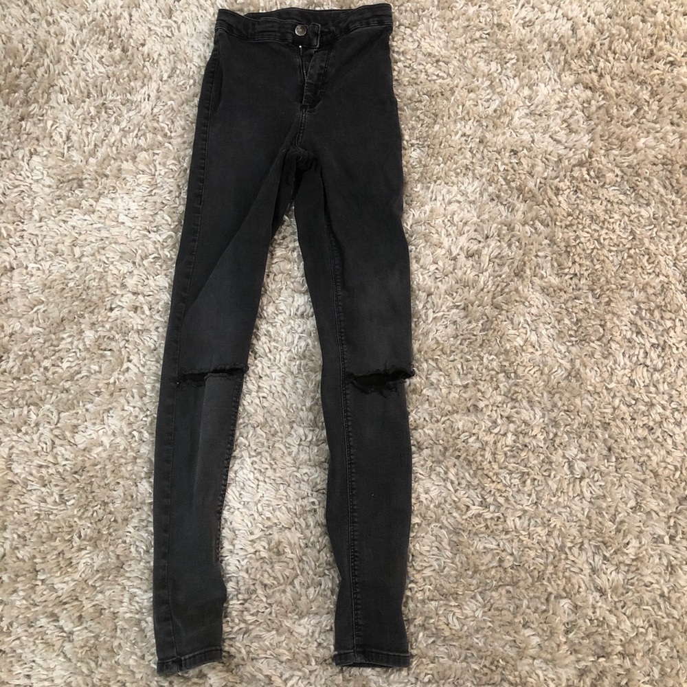 Black skinny jeans!